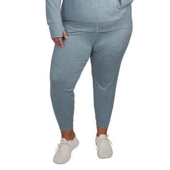 NEW Kirkland Signature Lightweight Jogger | Light Blue - Picture 2 of 7